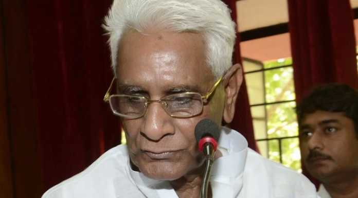 बिहार में नियोजित शिक्षक की हड़ताल जारी, कोई सुनता ही नहीं बिहार विधान परिषद के सदस्य सह माध्यमिक शिक्षक संघ के अध्यक्ष केदार नाथ पांडेय