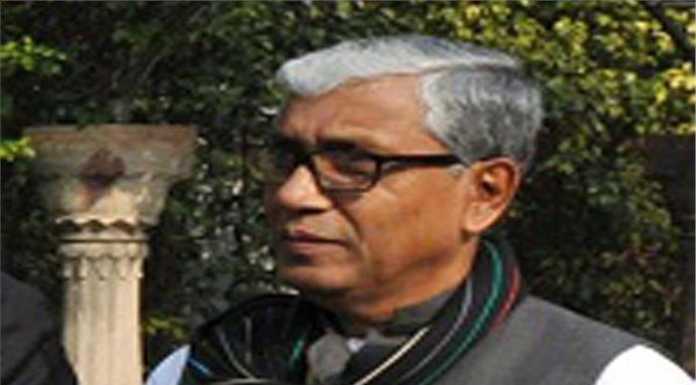 माणिक सरकार के जाने के मायने