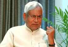 बिहार की बेटियों की इज्जत बचाइए मुख्यमंत्री नीतीश कुमार जी! बिहार के लोग, जो बाहर फंसे हुए हैं, उनसे फीडबैक लेकर उनकी परेशानियों दूर करें। जो घर आ गये हैं, उनकी पहचान कर टेस्ट करायें और जरूरी मदद करें। मुख्यमंत्री नीतीश कुमार ने कोरोना वायरस से उत्पन्न स्थितियों की समीक्षा के दौरान ये निर्देश दिये।