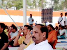 रघुवर की राय- हेल्दी झारखंड बनाना है तो योग करना ही पड़ेगा