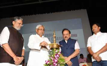 अगली पीढ़ी को ध्यान में रखें, पर्यावरण से छेड़छाड़ न करेंः नीतीश