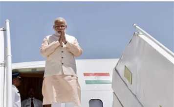 पीएम ने कहा- इमरजेंसी लगाने वाले और उसके विरोधी मिले हुए हैं