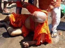 वाजपेयी को श्रद्धांजलि देने गये स्वामी अग्निवेश से धक्कामुक्की