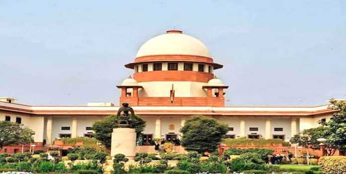 केजरीवाल बॉस तो रहेंगे, पर दिल्ली को पूर्ण राज्य का दर्जा नहीं आरक्षण का जिन्न एक बार फिर बोतल से बाहर निकल आया है। इसका असर सीधे तौर पर और सबसे पहले बिहार विधानसभा चुनाव पर पड़ेगा।