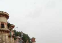 काशी विश्वनाथ मंदिर के गायनाचार्य के निष्कासन का मुद्दा गरमाया