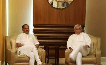 केरल को नीतीश कुमार ने 10 करोड़ और रघुवर ने 5 करोड़ की मदद दी