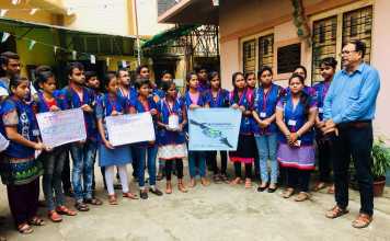 कोलकाता में जेसीसी कालेज के छात्रों ने बाढ़ पीड़ितों के लिए धन जुटाया