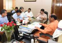 राज्य हित में जो अच्छा है, उसे लागू करने में हिचकें नहींः रघुवर दास