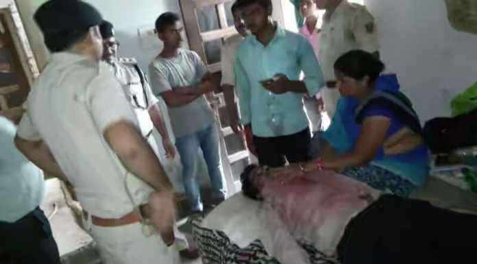 छपरा में डाक्टर की गला रेत कर हत्या, बाथरूम में मिली लाश