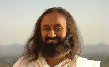 सात्विक बंधन ही सही अर्थ में रक्षा बंधन हैः श्रीश्री रविशंकर