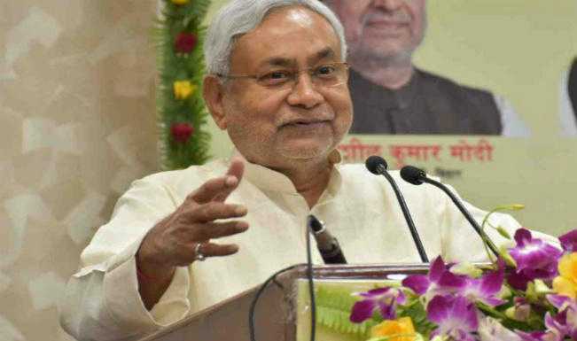 नीतीश ने किया झंडोत्तोलन, बिहार के बलिदान की चर्चा की बिहार के मुख्यमंत्री नीतीश कुमाारः फाइल फोटो