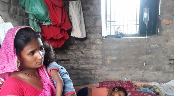 सारण समाचारः जहरीला खाद्य पदार्थ खाने से 22 बच्चे बीमार