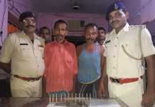 फतुहा में चौकीदार के बेटे का हत्त्यारोपी समधी के साथ गिरफ्तार