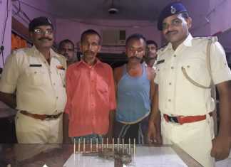 फतुहा में चौकीदार के बेटे का हत्त्यारोपी समधी के साथ गिरफ्तार