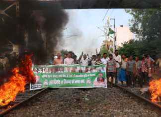 पप्पू की पार्टी के बंद में कूदने पर सवाल, भाजपा का एजेंट कहा गया