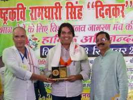 सीतामढ़ी में सम्मानित हुए बेगूसराय के बॉलीवुड स्टार अमिय कश्यप