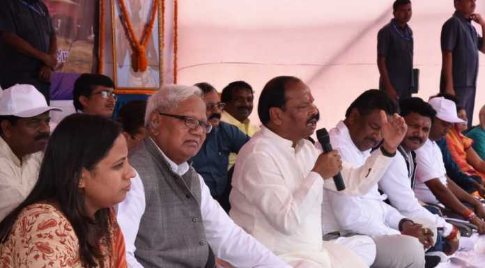 रघुवर की रायः स्वच्छता के प्रति जागरूकता फैलाना भी देश सेवा