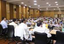 सभी काम की डेडलाइन तय करें और प्रगति की समीक्षा करेंः रघुवर