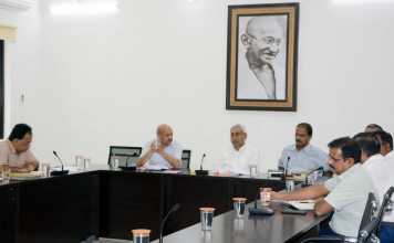 भूमि संबंधी विवाद कम से कम हों, इसके लिये काम करेंः नीतीश