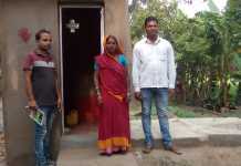 शौचालय बनवाने के लिए महिला ने बेच दिये अपने जेवर