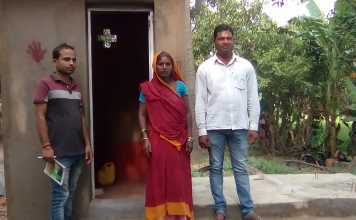 शौचालय बनवाने के लिए महिला ने बेच दिये अपने जेवर