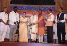 प्रजातंत्र में अधिकार व कर्तव्य का साथ होना जरूरीः सुमित्रा