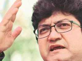 प्रसून जोशी के जन्मदिन पर विशेषः चांद सिफारिश जो करता हमारी..