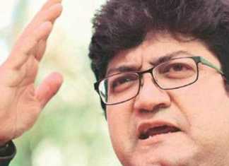 प्रसून जोशी के जन्मदिन पर विशेषः चांद सिफारिश जो करता हमारी..