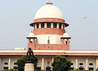 व्यभिचार का कानून खत्म, नमाज के लिए मसजिद जरूरी नहींः SC