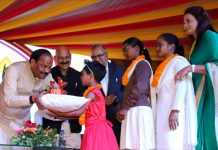 हर सक्षम व्यक्ति एक गरीब के जीवन में बदलाव लाने का काम करे