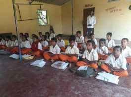 गांव में स्कूल के लिए जमीन का आखिरी टुकड़ा भी कर दिया दान