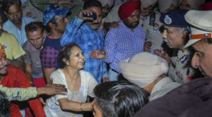 मलिकाइन के पाती- देवी-देवता के पावर खतम हो गइल का मलिकार!