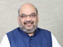 रथ यात्रा निकाल बंगाल में भाजपा का अलख जगाएंगे अमित शाह बंगाल में बीजेपी की सरकार बनी तो सरकारी नौकरियों में महिलाओं को 30 प्रतिशत आरक्षण दिया जायेगा। सरकारी कर्मचारियों को 7वां वेतनमान मिलेगा।