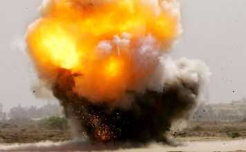 कोलकाता विस्फोट में बांग्लादेशी आतंकियों के हाथ की आशंका