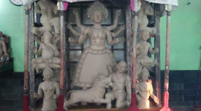नवरात्र खास- बरौनी का मंदिर, जहां मां का पट हमेशा खुला रहता है