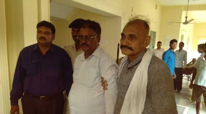 5 लाख घूस लेते निगरानी विभाग के हत्थे चढ़ा अमीन राजाराम