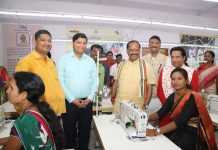 रघुवर का दावा, झारखंड के गांव-गली में विकास की गंगा बह रही है