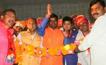 निषाद आरक्षण के लिए हुंकार, 4 नवंबर को पार्टी का ऐलान