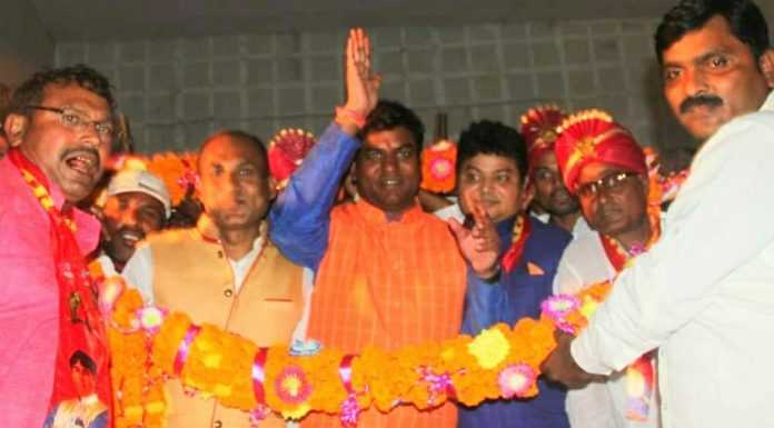 निषाद आरक्षण के लिए हुंकार, 4 नवंबर को पार्टी का ऐलान