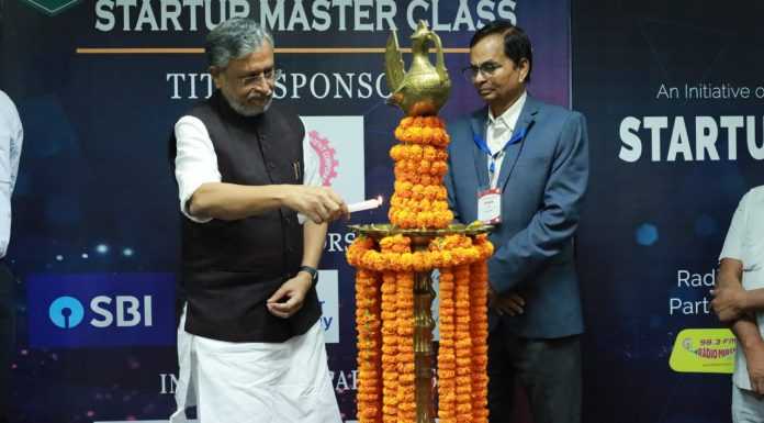 सुमो की सलाह- समस्याओं के समाधान के लिए IIT के छात्र करें रिसर्च