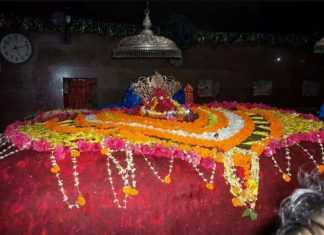 नवरात्र पर विशेषः जगदम्बा मंदिर, जहां होती हैं भक्तों की मुरादें पूरी