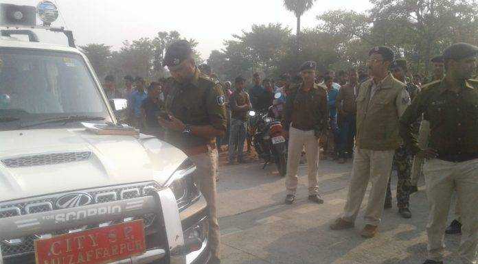 बदमाशों ने कैश वैन से 52 लाख लूट लिये मुजफ्फरपुर में