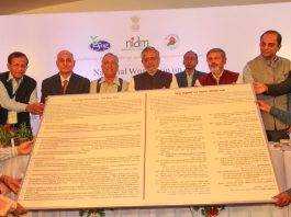 15 साल पुराने वाहनों के परिचालन पर रोक लगेः उपमुख्यमंत्री