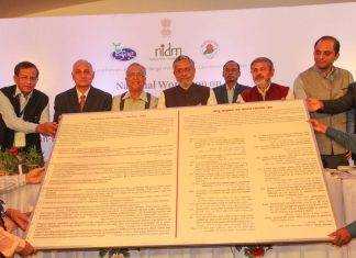 15 साल पुराने वाहनों के परिचालन पर रोक लगेः उपमुख्यमंत्री