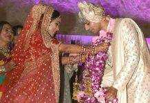 लालू फैमिली पर टूटा कहर, ऐश्वर्या को छोड़ तेज चले अपनी डगर