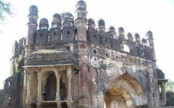 बिहार आने वाले पर्यटकों को लुभाते हैं मुगलकालीन धरोहर