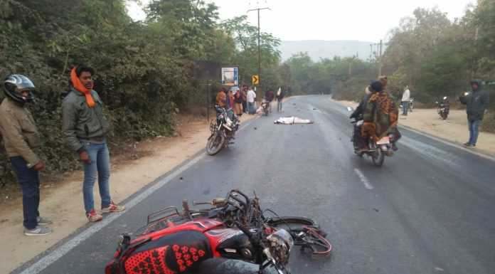 स्कार्पियो ने बाइक सवार को रौंदा, ससुर की मौत, दामाद गंभीर