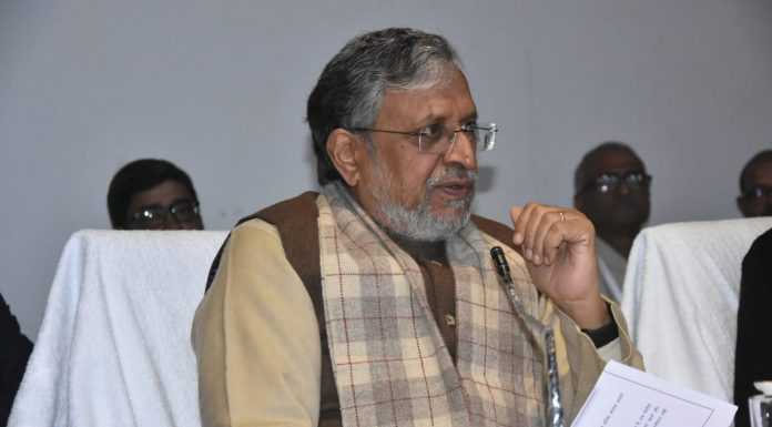 बिहार में नवंबर तक 38 प्रतिशत अधिक कर राजस्व संग्रहः मोदी सुशील मोदी ने लोगों को आगाह किया है कि बिहार में मसूर दाल की किल्लत हो सकती है।आयात होकर बंगाल के बंदरगाह से मसूर दाल आती है।