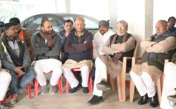 भाजपा नेता सूरज नंदन कुशवाहा का हार्ट अटैक से निधन