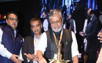 पैसे के अभाव में पढ़ाई से वंचित नहीं रहेंगे बिहार के विद्यार्थीः मोदी